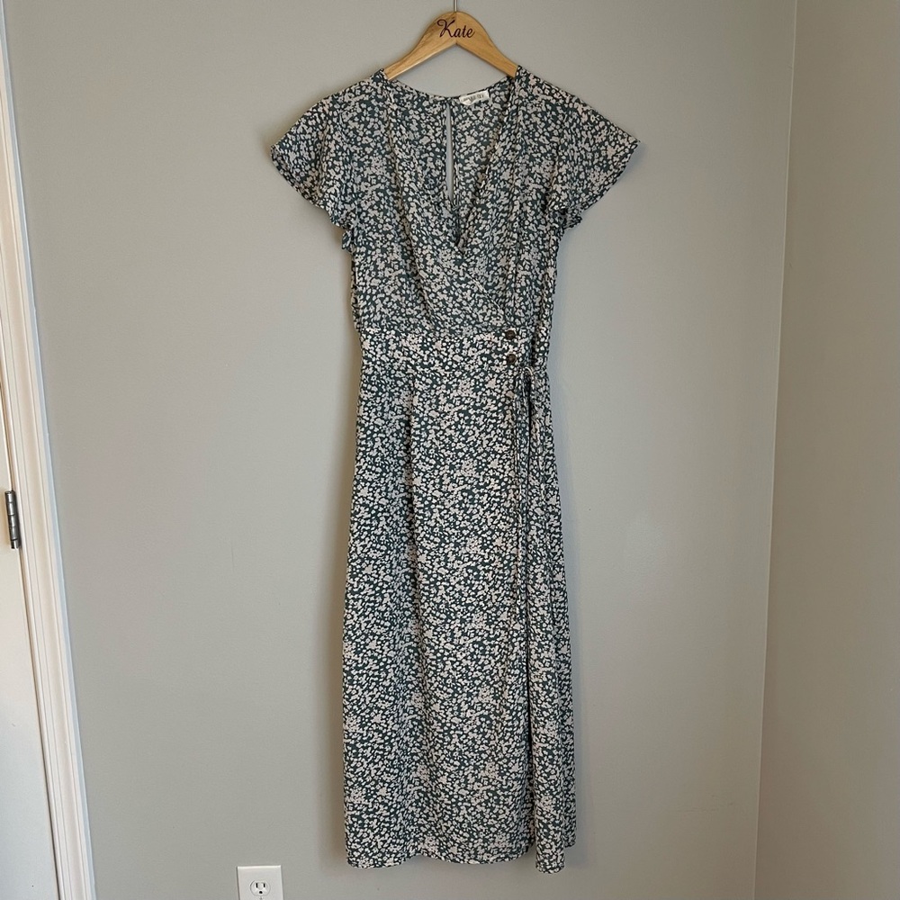Boutique Dainty Floral Dress